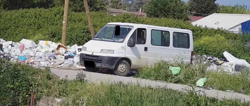 Eboli, rifiuti