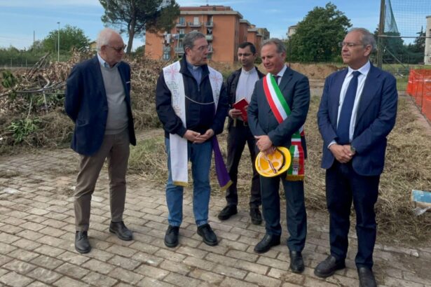 Eboli, inaugurazione alloggi