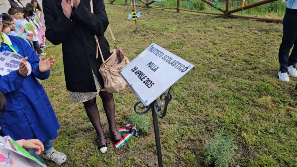 Polla, frutteto scolastico