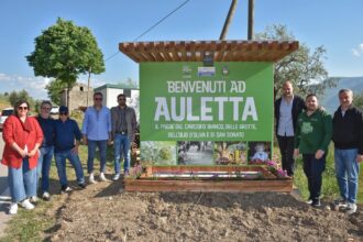 Auletta, pensiline benvenuto