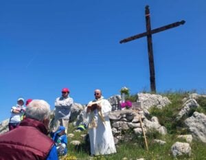 Croce, Monte Sarconi