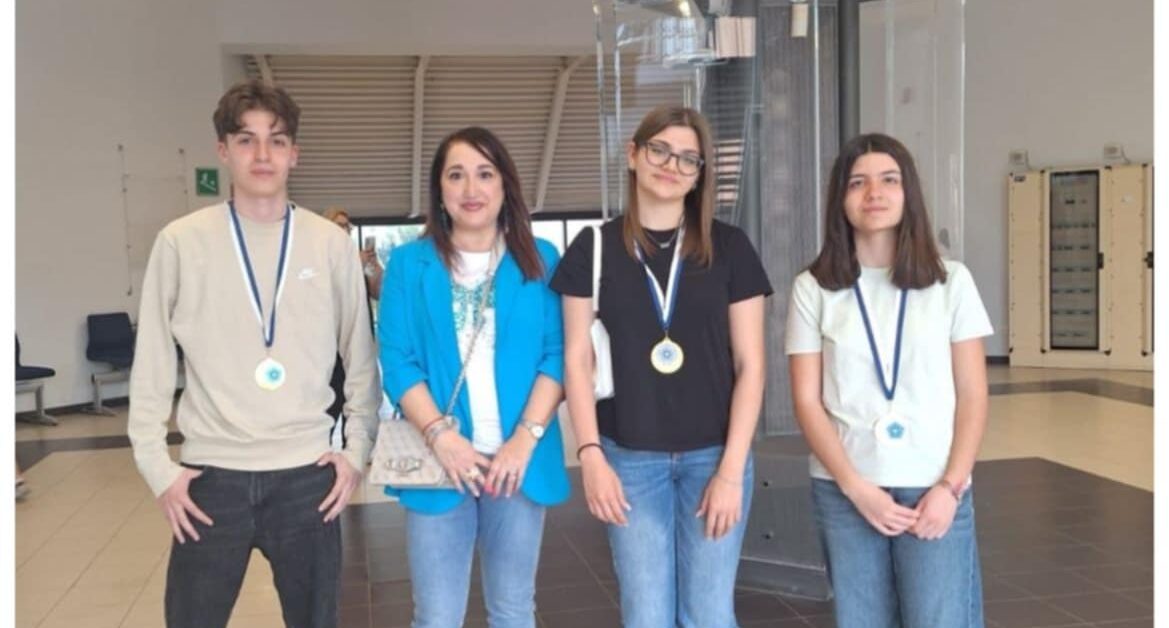 Eboli, studenti premiati Giochi matematici