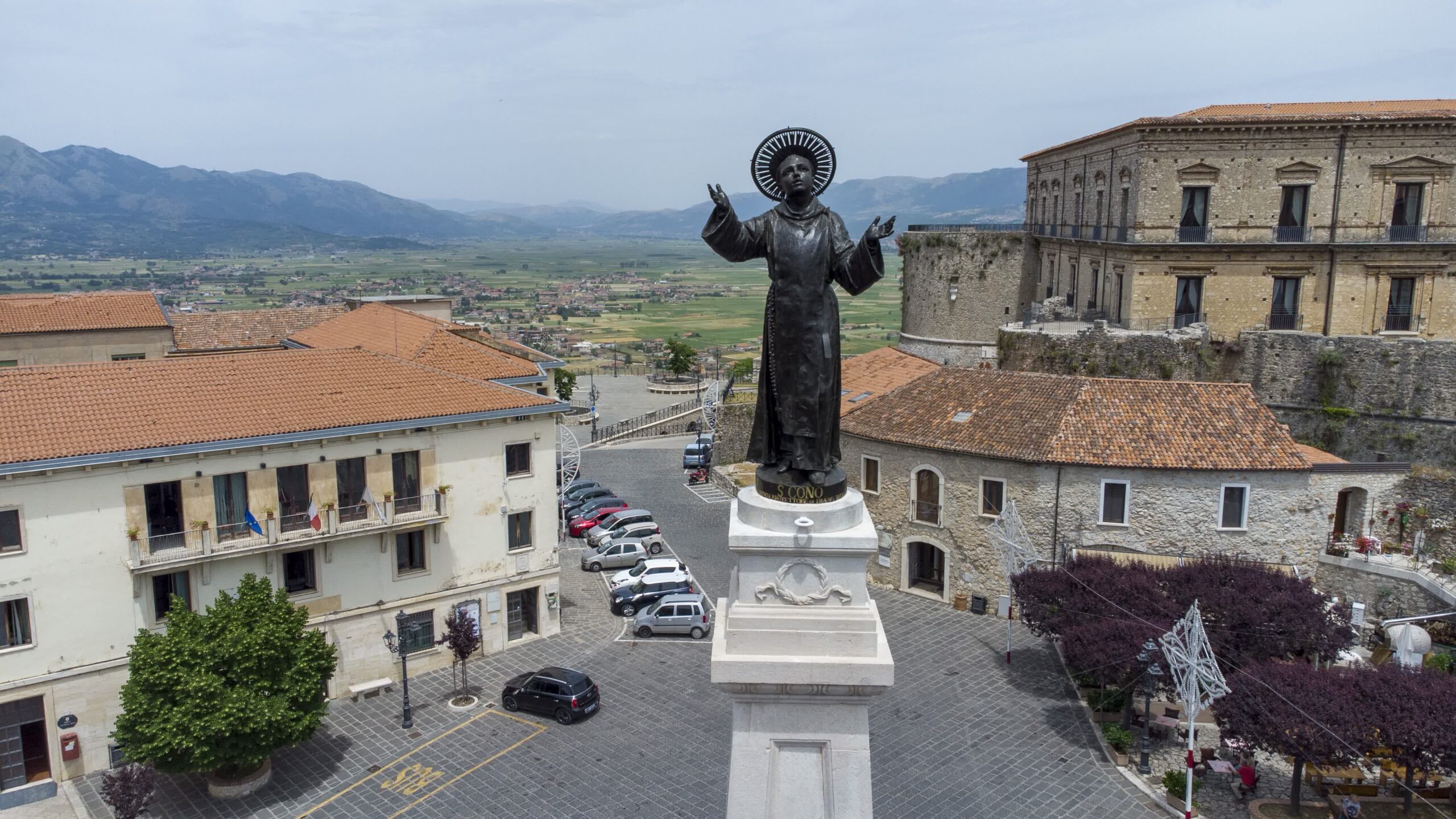 Teggiano, obelisco San Cono