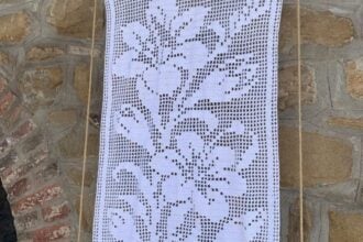 Altavilla, rubata opera uncinetto