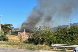 Capaccio, incendio SS18