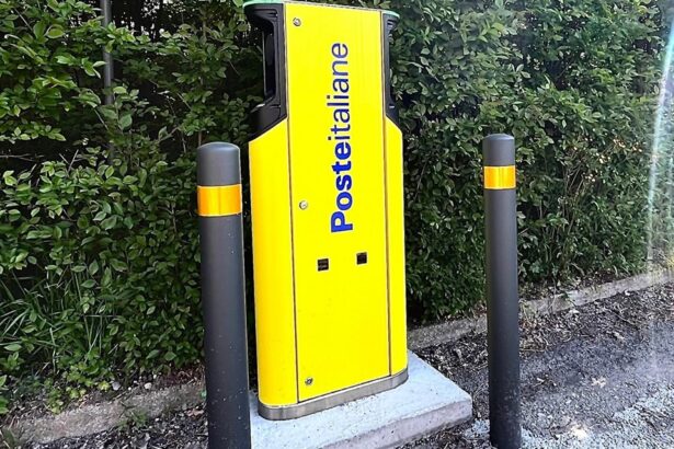 Colonnina Poste Italiane