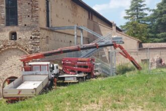 Padula, rimozione scala obbrobrio