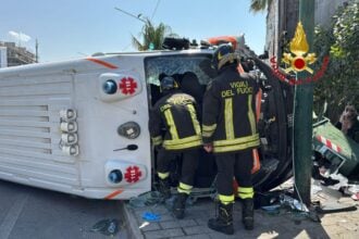 Vigili del Fuoco, scontro ambulanze