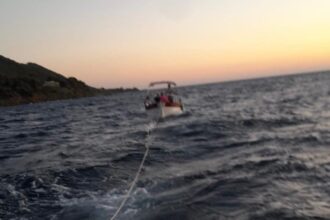 Castellabate, barca in avaria