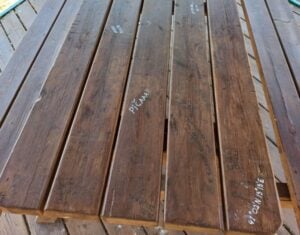Teggiano, vandali parco giochi