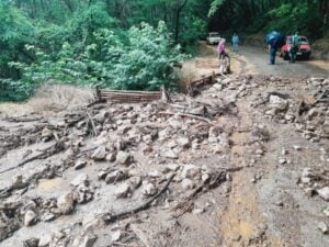 Vallo di Diano, frana sul Monte Carmelo