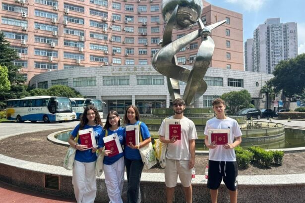 Eboli alunni in Cina