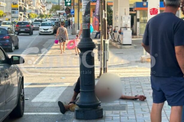 Agropoli, uomo privo di sensi