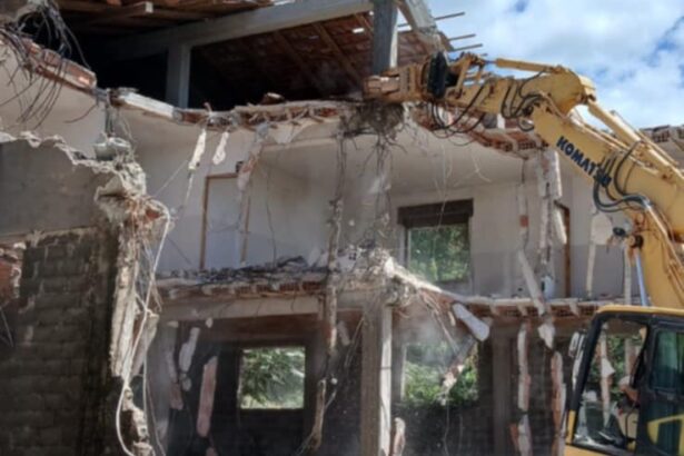 Atena Lucana, lavori mensa scolastica