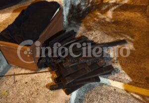 Eboli, atto vandalico gattapone aps