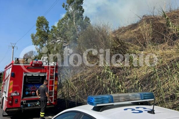 Eboli, incendio