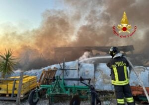 Pontecagnano Incendio