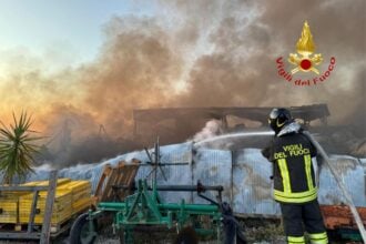 Pontecagnano Incendio