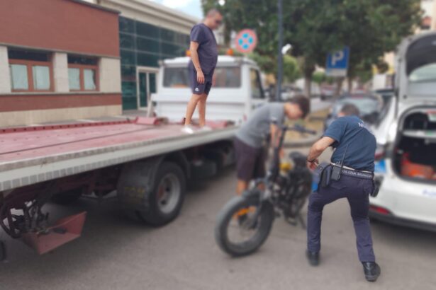 Battipaglia, sequestri bici
