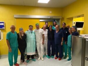 Un’eccellenza per la sanità locale: primo intervento di toracoscopia chirurgica all’ospedale di Eboli
