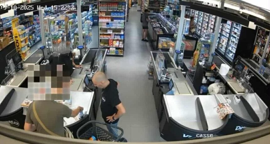 Ascea, furto Decò