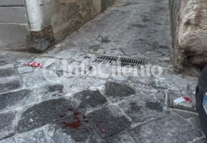 Spari nel centro storico di Salerno: feriti due stranieri