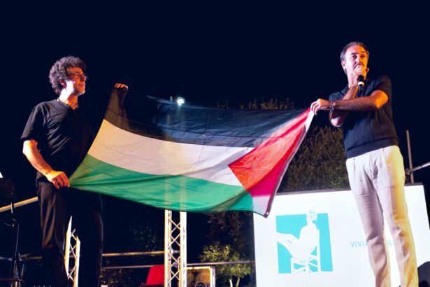 Max Gazzè e Stefano Pisani, bandiera Gaza