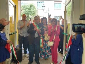 Sant'Arsenio, inaugurate scuole