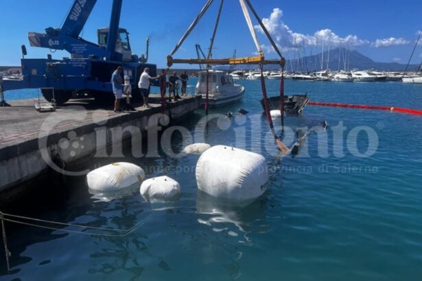 Sapri, yatch recuperato