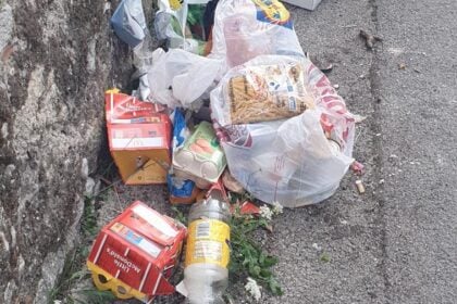 Teggiano, abbandono rifiuti