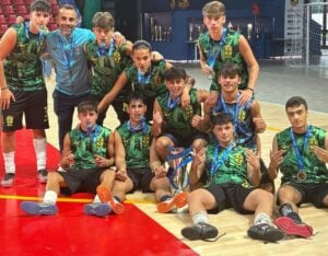 Vallo della Lucania: il Liceo “Leonardo da Vinci” sul tetto d’Italia nel calcio a 5