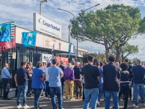 Battipaglia, nuovi scenari per la Cooper Standard: via libera agli ammortizzatori sociali per i prossimi 12 mesi