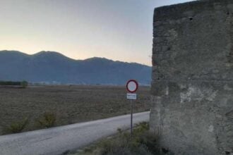 Atena Lucana, rettilineo