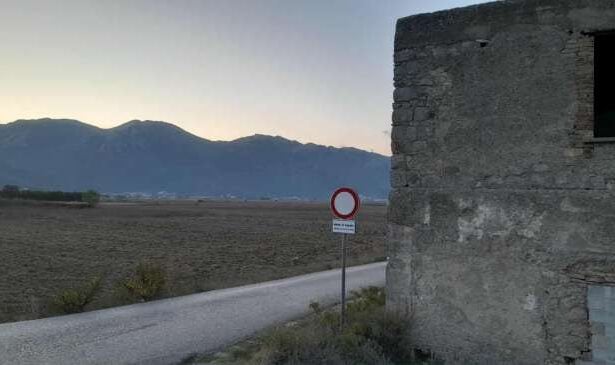 Atena Lucana, rettilineo