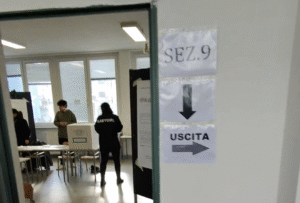 Elezioni regionali in Campania, ecco il primo dato sull’affluenza. Elettori in calo