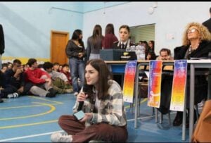 Padula: al Liceo Pisacane una toccante testimonianza, la figlia di Violeta Senchiu racconta l’impegno contro il femminicidio