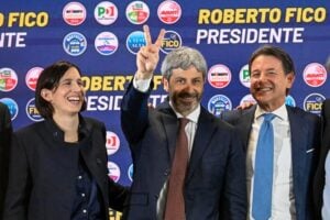 Campania, Roberto Fico trionfa: “Sarò il presidente di tutti”. Il centrosinistra riparte dal Sud