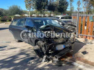 Capaccio Paestum, ancora un incidente stradale tra via Magna Graecia e via Laghetto. Ferite due donne