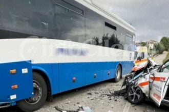 Incidente bus-automedica Corleto