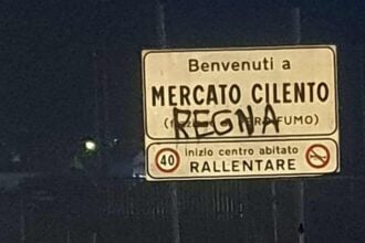 Mercato Cilento, cartello vandalizzato