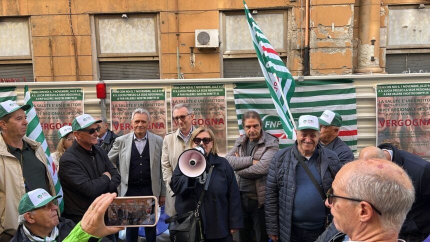 Protesta pensionati Salerno
