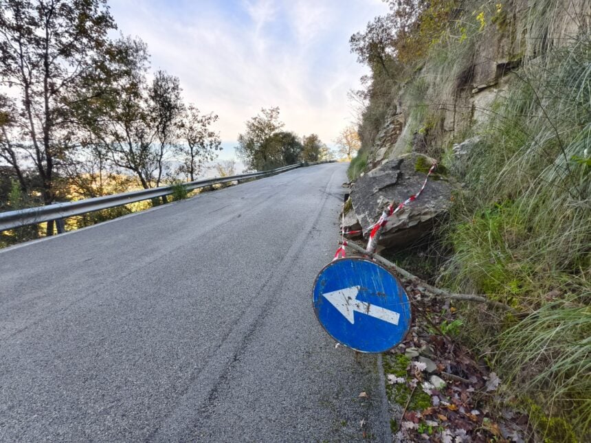 Sp112 Lustra - Rutino