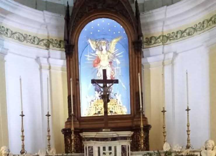 Sala Consilina, statua San Michele