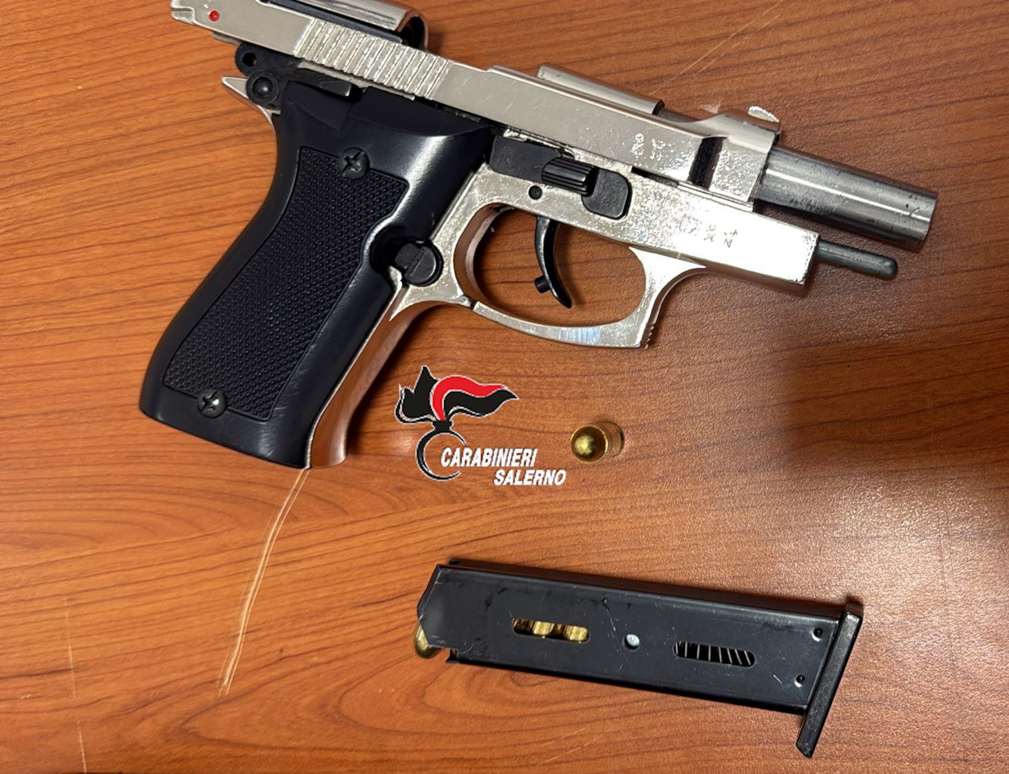 Pistola