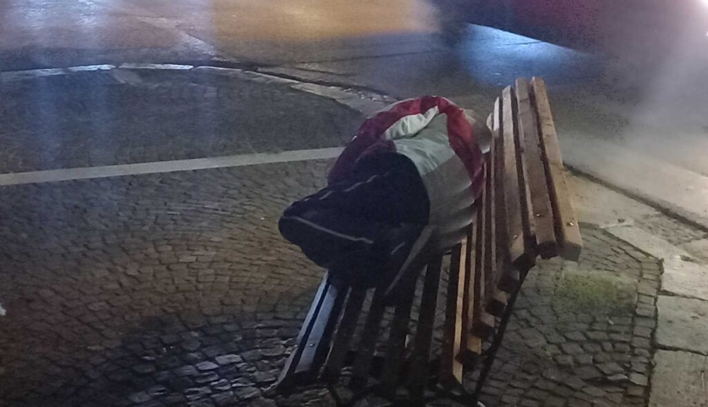 Eboli, senzatetto