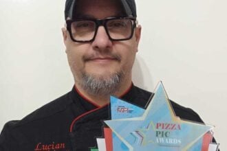 Lucian, pizzaiolo Atena Lucana