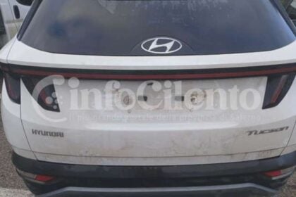 Macchina con targa rubata