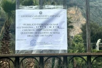 Sarno, locale chiuso