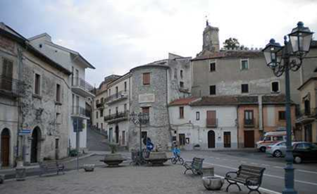 Atena Lucana