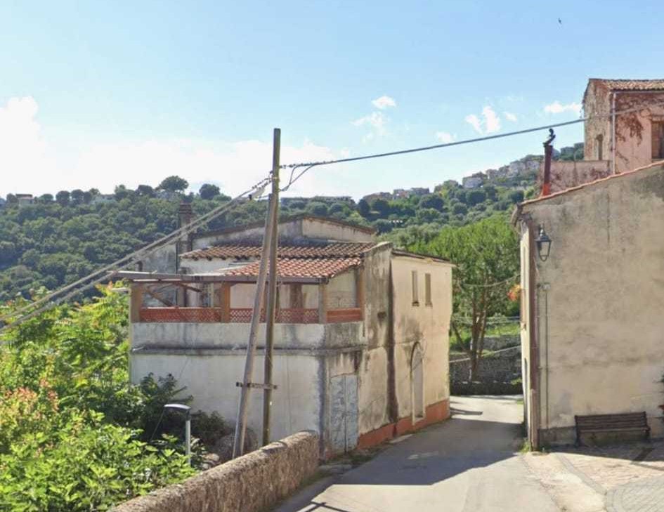 Ispani